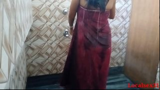 Indian Bhabi Having Shower Then Her Boy Friend Comes And Fucks Her in The Bathroom Video