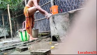 Indian Telugu Bhabhi Fucked Doggy Style Pussy In Outdoor Video